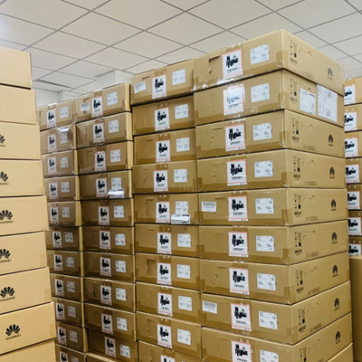 Переключатель 24 10G SFP+ 6 40GE QSFP S6730S-S24X6Q Huawei включая 1 электропитание AC 600W